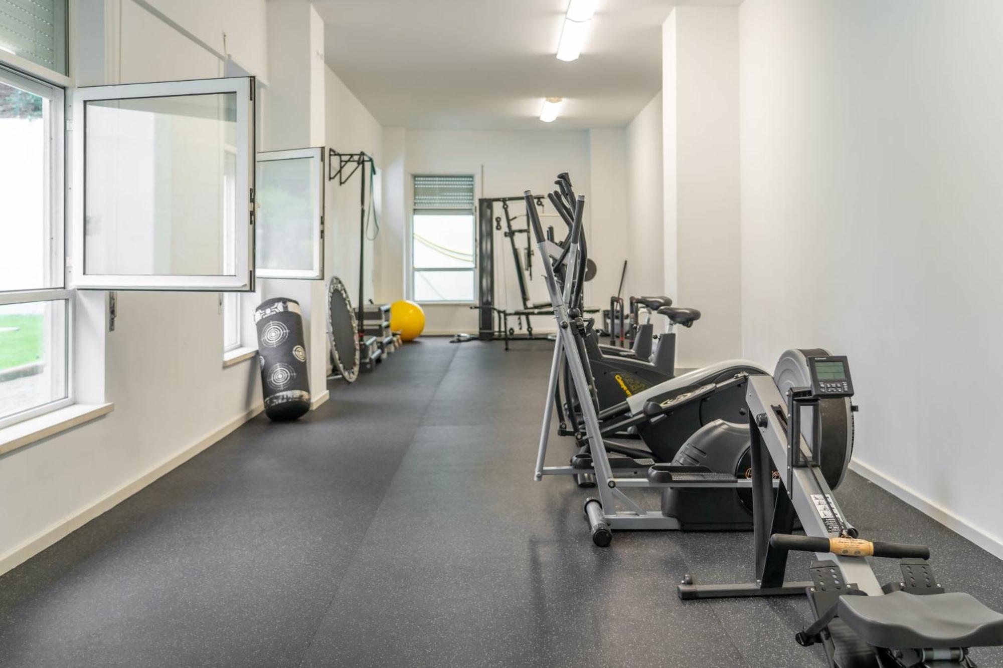 Apart T3 Com Piscina Tenis Ginasio E Parq Infant Lisboa Dış mekan fotoğraf